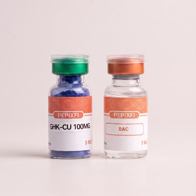 GHK-Cu 100mg — vialen och BAC-vattnet sida vid sida