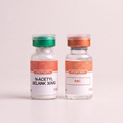 N-Acetyl Selank 30mg — vialen och BAC-vattnet sida vid sida